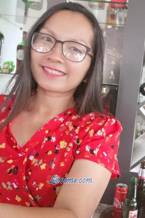 190487 - Jarunee Edad: 45 - Tailandia