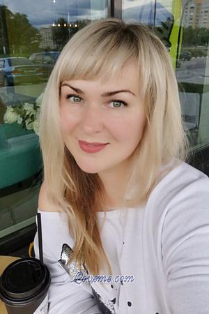 191113 - Irina Edad: 43 - Russia