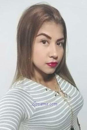 196583 - Yisela Edad: 33 - Colombia