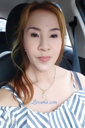 199107 - Sarocha Edad: 61 - Tailandia