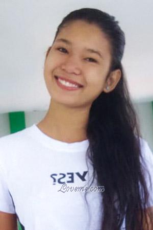 201609 - Jenny Edad: 22 - Filipinas