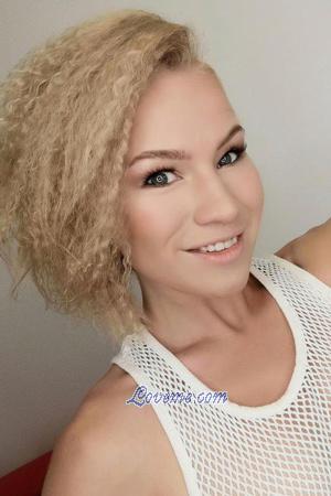 203045 - Elizaveta Edad: 27 - Rusia