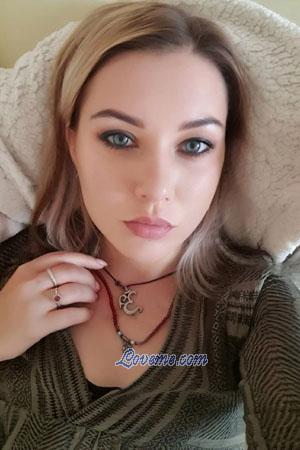 203349 - Angelina Edad: 30 - Ucrania