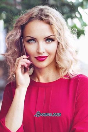 204652 - Elena Edad: 47 - Russia