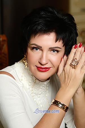205572 - Elena Edad: 56 - Russia
