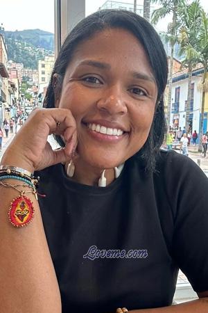 208177 - Claudia Edad: 44 - Colombia