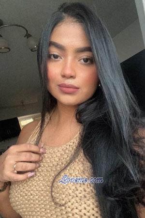 208497 - Melany Edad: 23 - Colombia