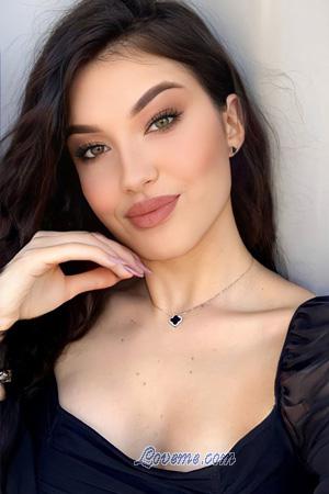 209809 - Yuliia Edad: 23 - Ucrania