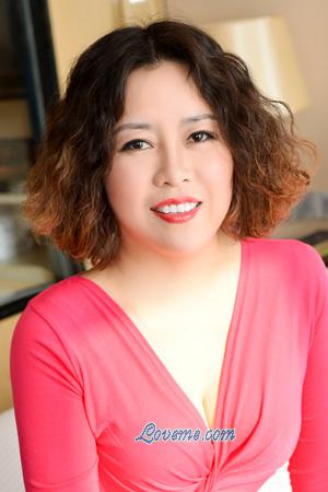 210172 - Gayle Edad: 56 - China