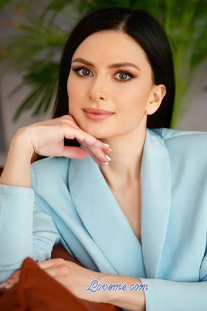 210645 - Alina Edad: 32 - Ucrania