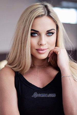 210869 - Anna Edad: 36 - Ucrania