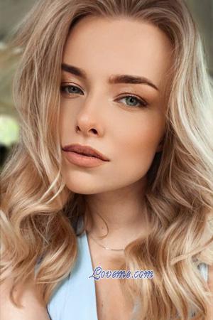 211410 - Olena Edad: 28 - Polonia