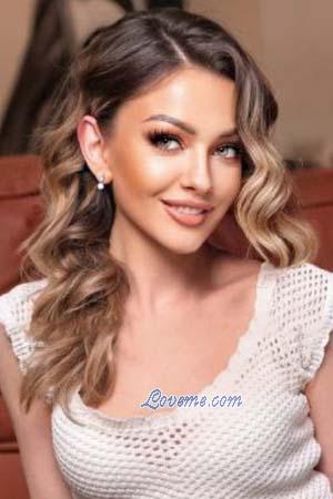 212837 - Julia Edad: 36 - Ucrania