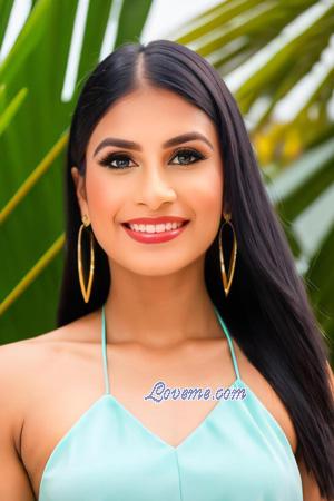 215269 - Nubia Edad: 26 - Colombia