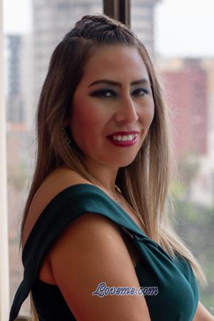 215563 - Carmela Edad: 49 - Per&uacute;