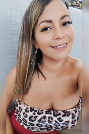 216020 - Yury Edad: 41 - Costa Rica