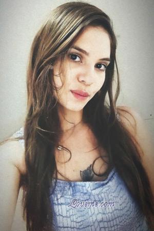 216710 - Michelle Edad: 24 - Costa Rica