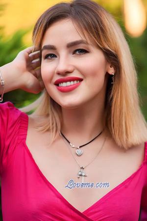 216784 - Vitalina Edad: 28 - Ucrania
