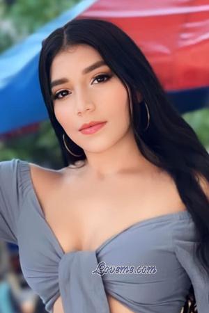 217895 - Melanie Edad: 25 - Colombia