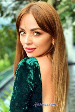 218111 - Yana Edad: 36 - Ucrania
