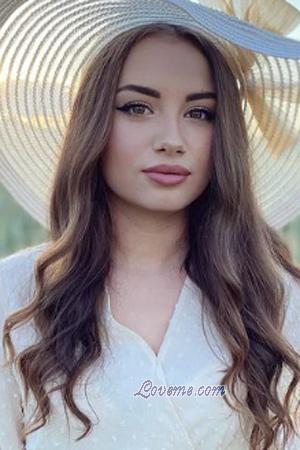 218800 - Alina Edad: 25 - Ucrania