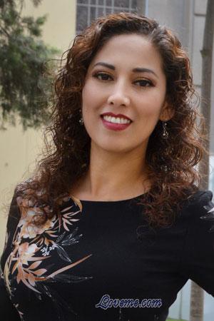 219229 - Paola Edad: 48 - Per&uacute;