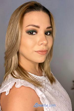 219655 - Yeilyn Edad: 22 - Costa Rica