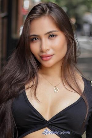 220925 - Angie Edad: 23 - Colombia
