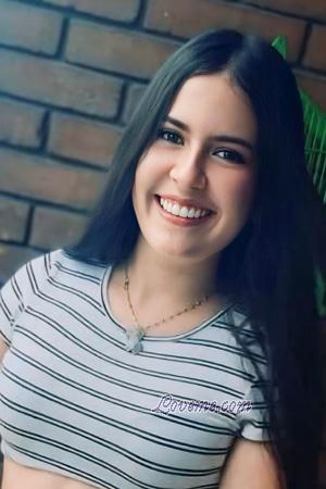 223413 - Lina Edad: 24 - Colombia
