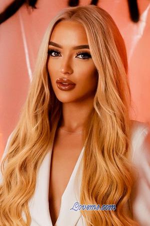 223698 - Polina Edad: 26 - Ucrania