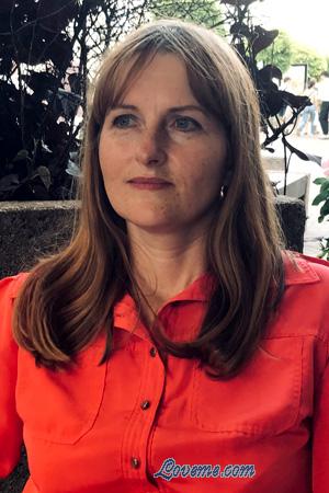 224057 - Irina Edad: 42 - Russia