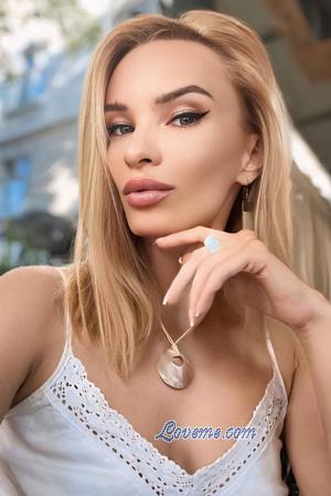 Ladies of Chisinau