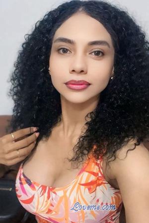 225105 - Maria Angelica Edad: 36 - Colombia