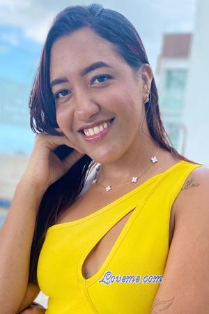 225126 - Karla Edad: 27 - Colombia