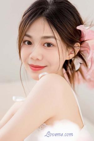 225623 - Daisy Edad: 47 - China