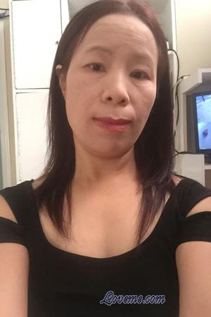 225691 - Sally Edad: 53 - China