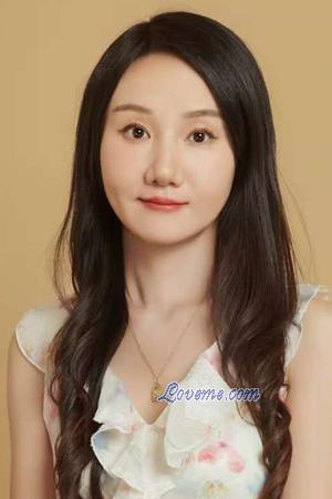 225692 - Phoebe Edad: 44 - China