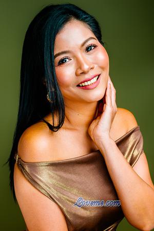 226190 - Krittika Edad: 43 - Tailandia