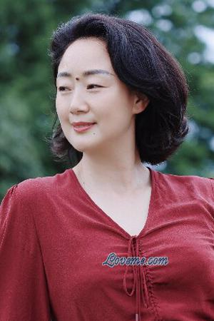 227031 - Rowena Edad: 49 - China
