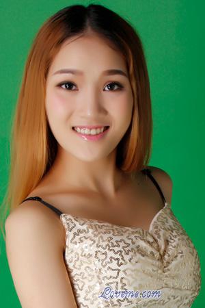 227326 - Fangfang Edad: 34 - China