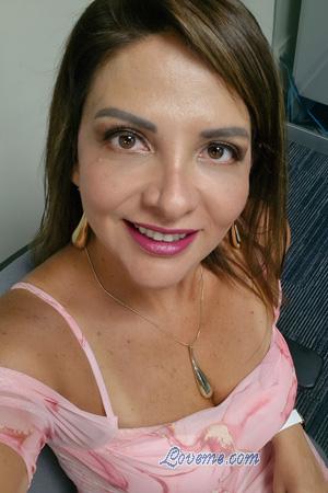228222 - Karina Edad: 51 - Per&uacute;