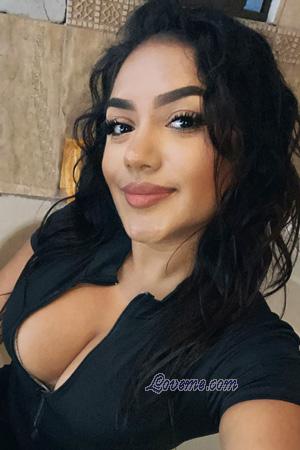 228386 - Stefanny Edad: 25 - Costa Rica